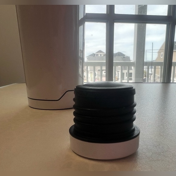 Corkcicle | Star Wars Storm Trooper 16 oz. Canteen. - Picture 13 of 16